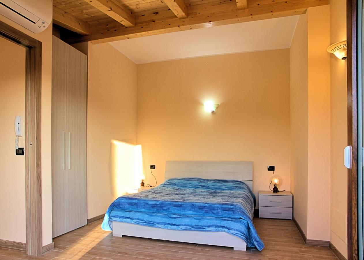 Agriturismo Il Melograno Tessera Exterior photo